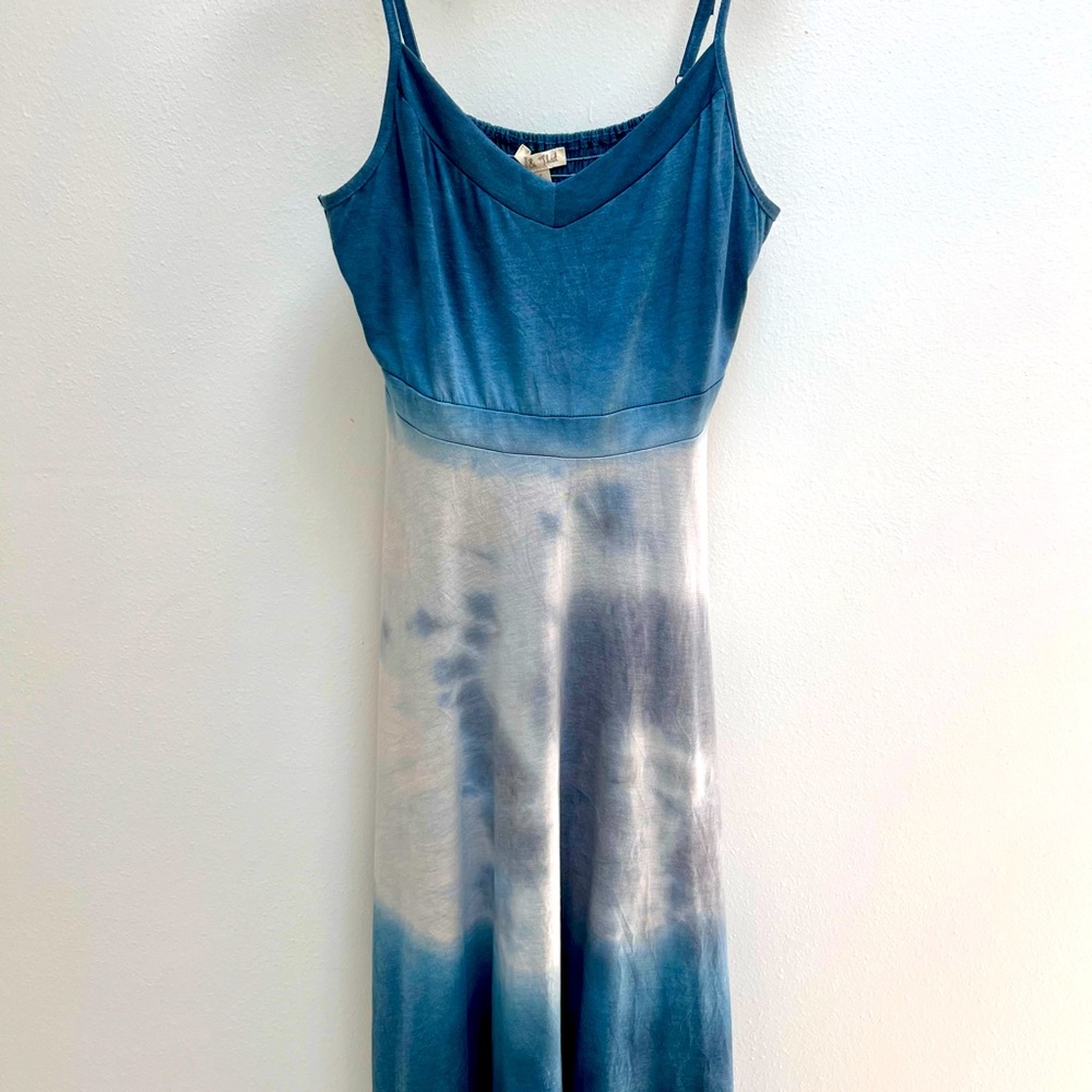 Sundress Hem & Thread